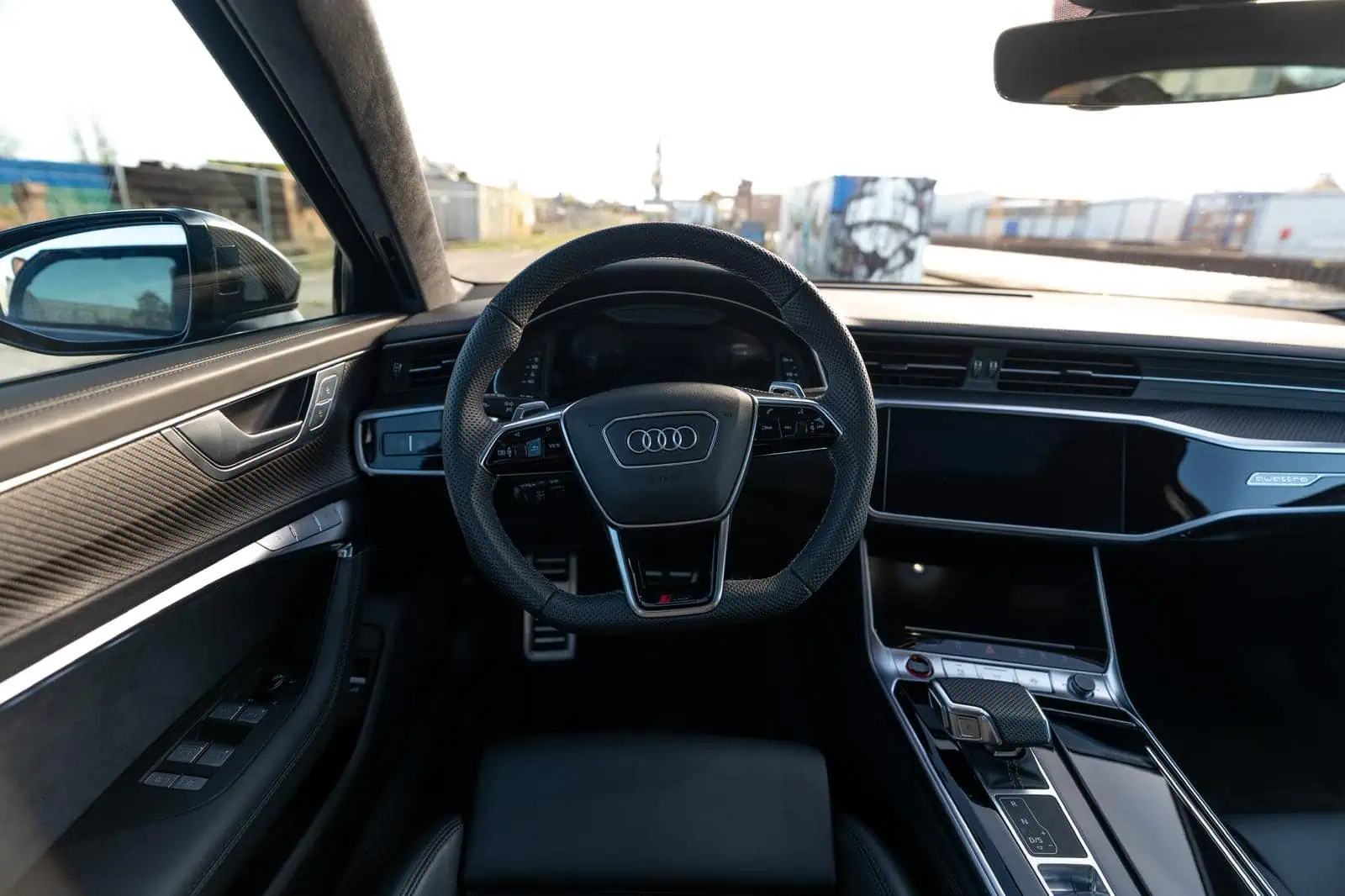 Audi RS6 Performance mieten in Hannover Innenraum