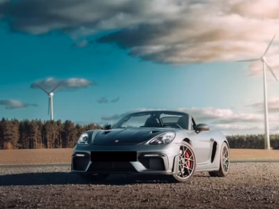 u Porsche 718 Spyder RS Vorne
