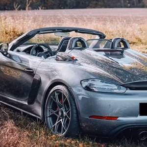 u Porsche 718 Spyder RS Heck