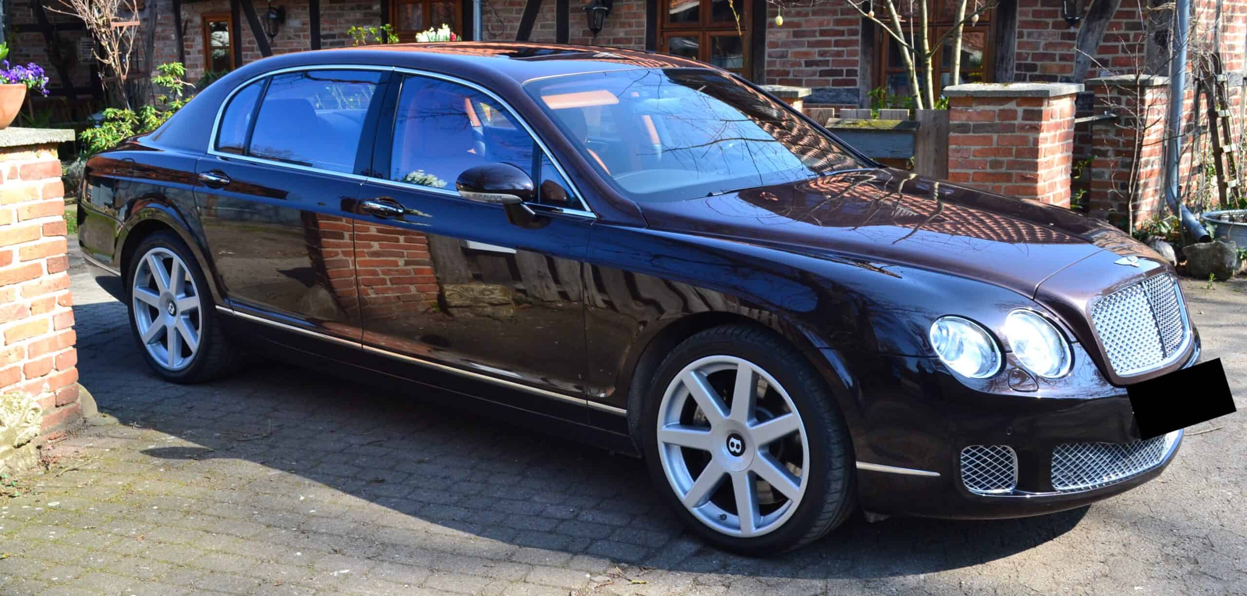 Bentley Flying Spur in Hannover mieten seite