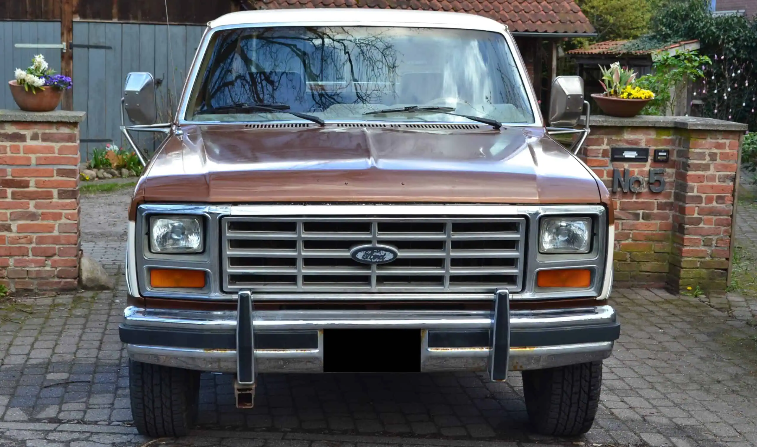 Ford F150 mieten in Hannover Vorne