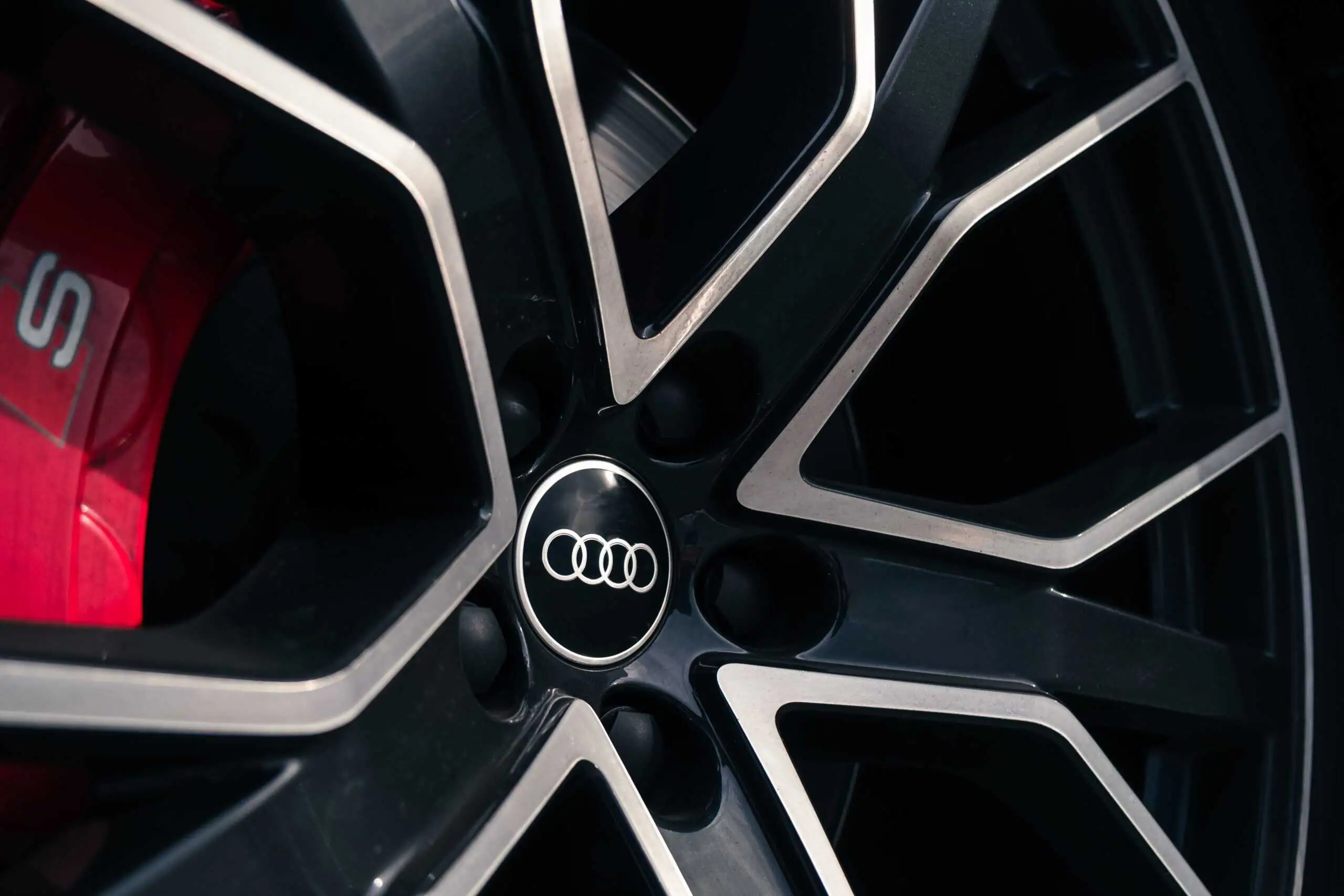 Audi SQ8 mieten in Wien Rad