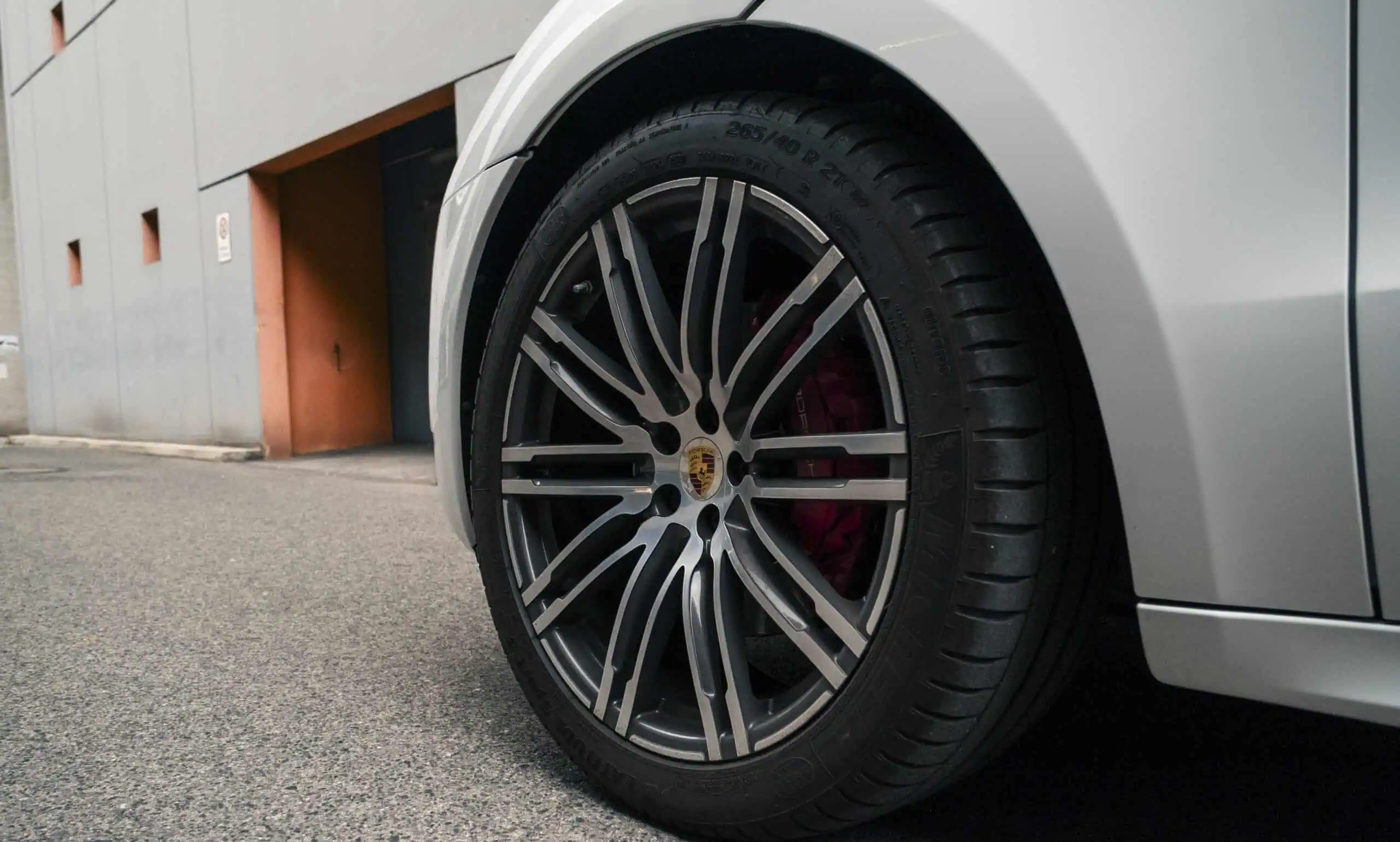 Porsche Macan GTSmieten in Wien cockpit