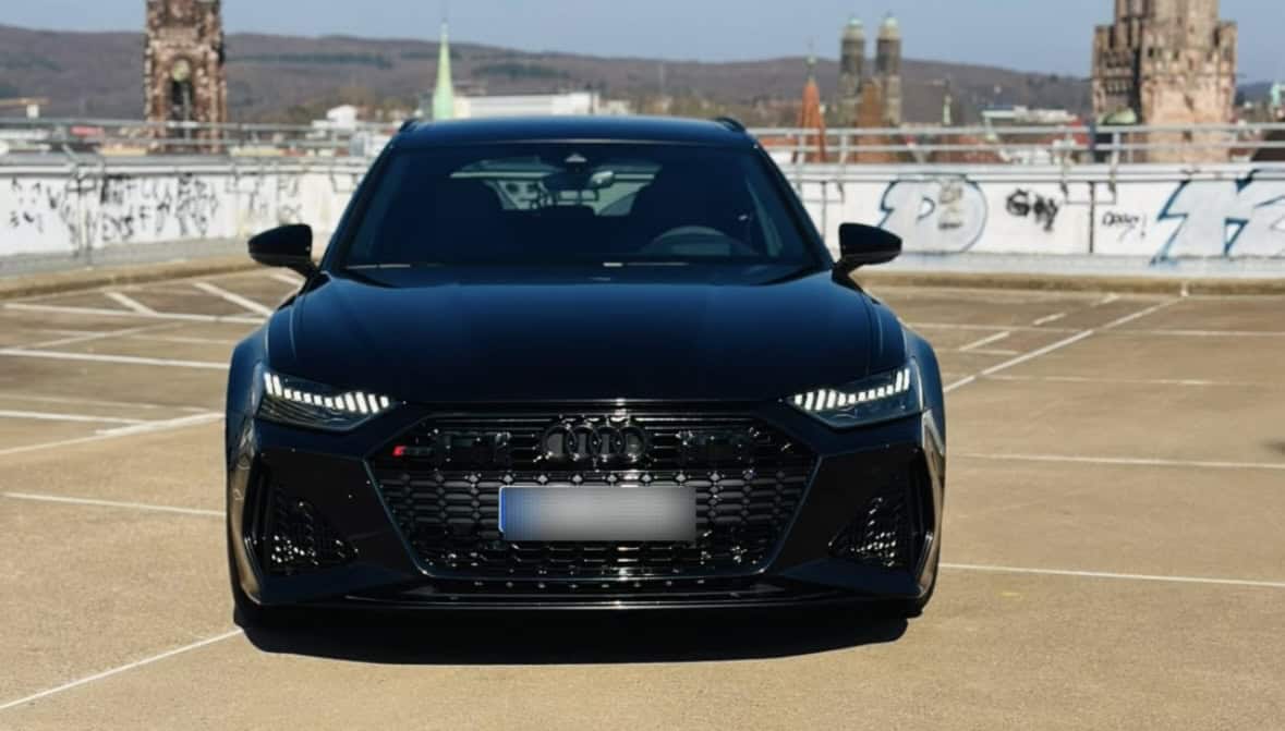 Audi RS6 mieten in Saarbrücken Vorne