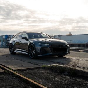 Audi RS6 Performance mieten in Hannover Vorne
