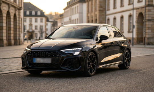 Audi RS3 mieten in Saarbrücken Hero