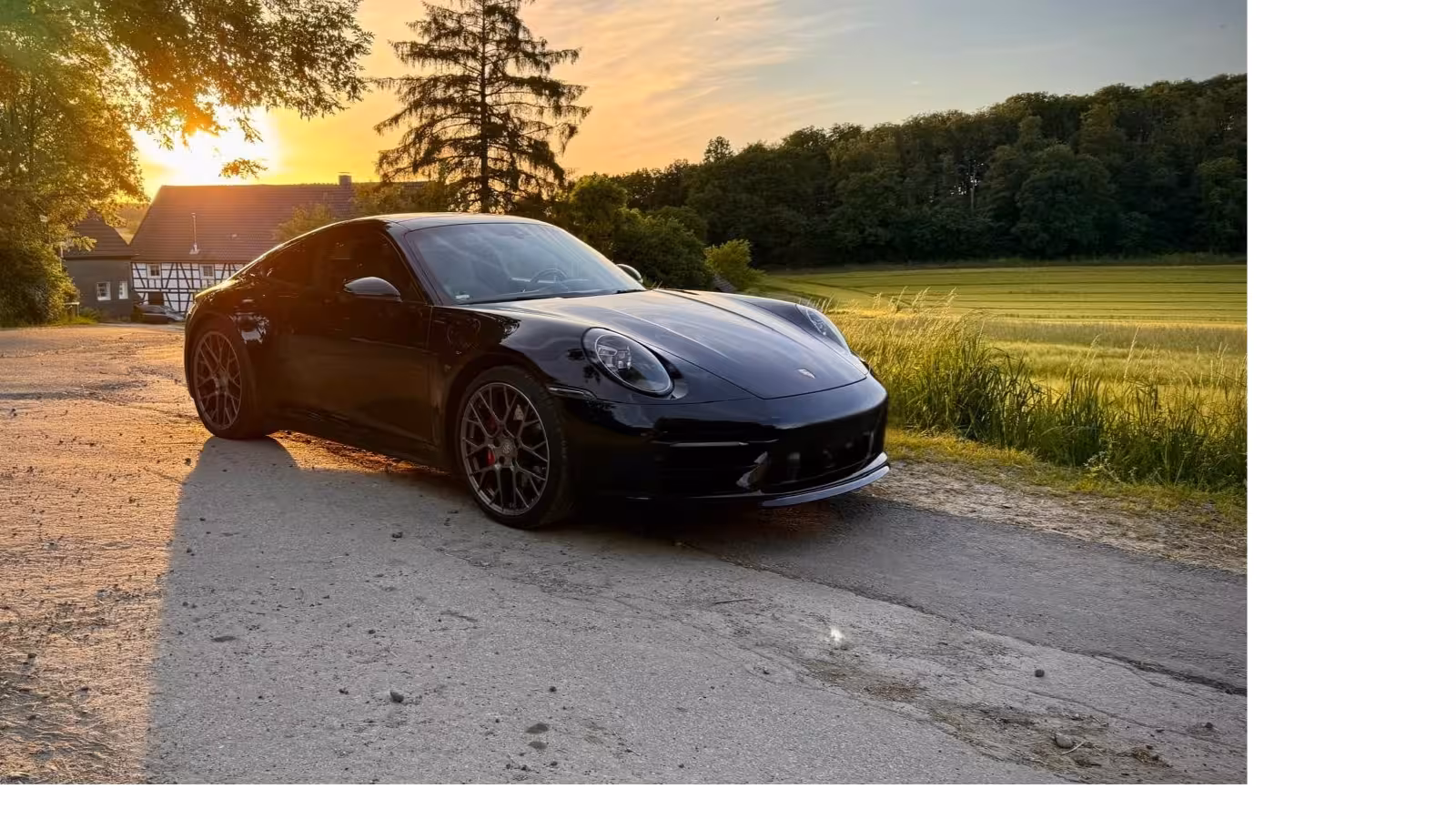 Porsche Carrera 4s Front Right
