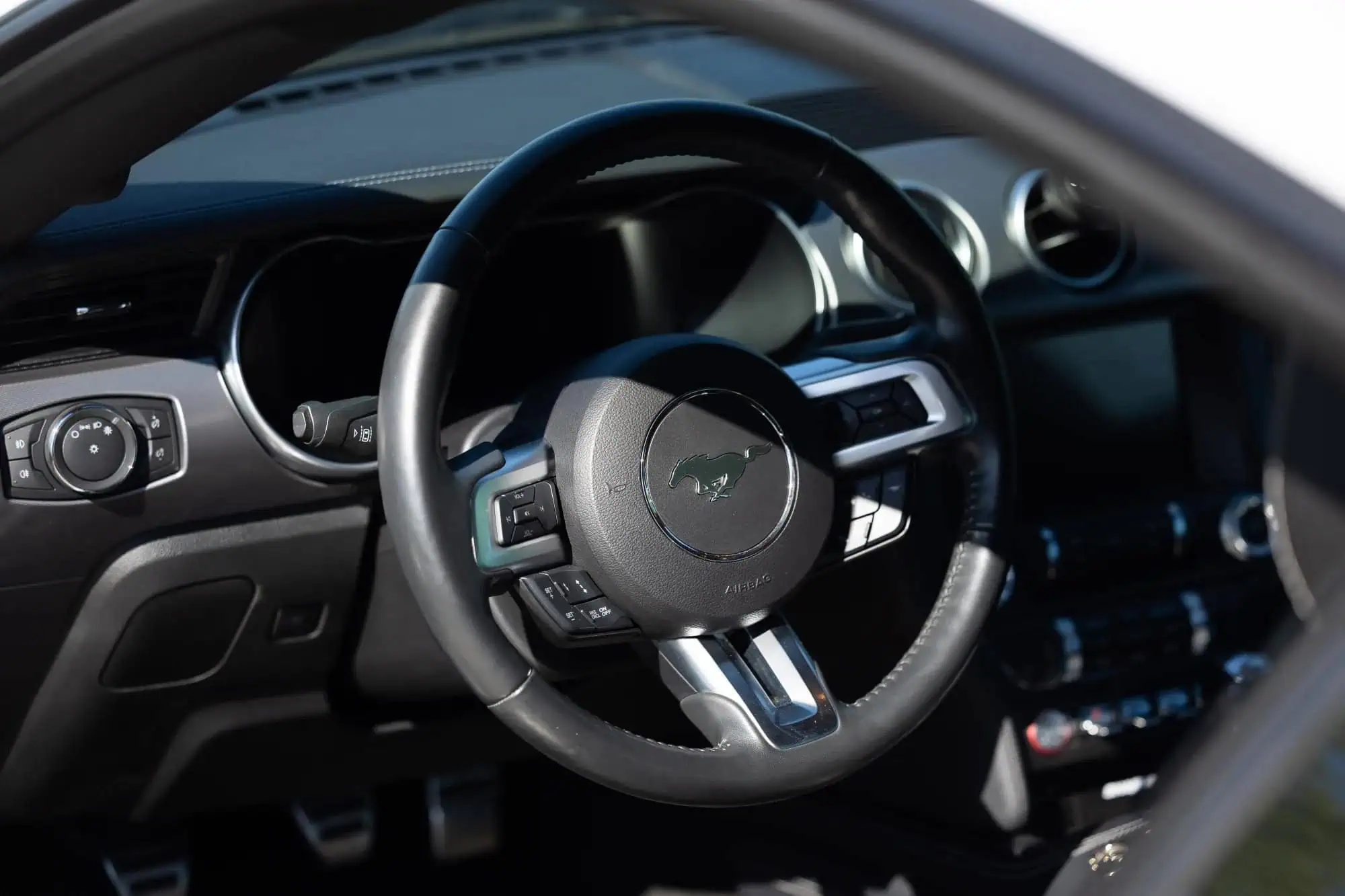Innenraum vom Ford Mustang GT in Hamburg