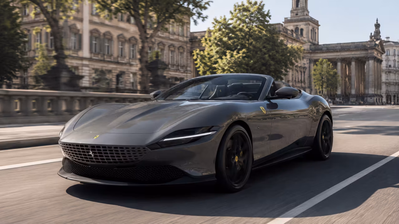 Ferrari Roma Spyder hero
